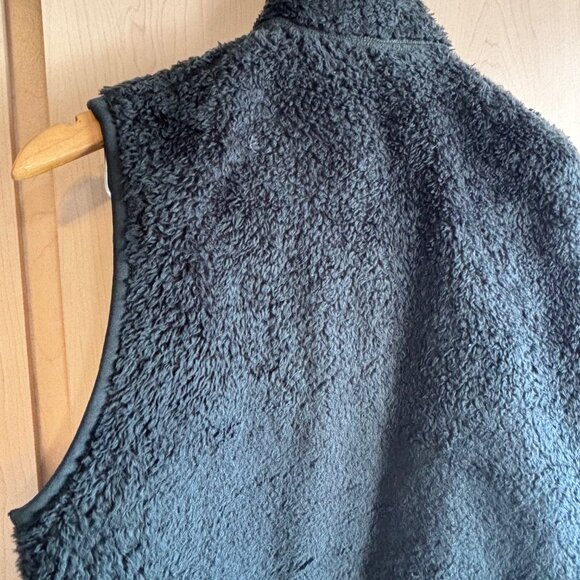 Uniqlo Womens XS X-Small Medium Weight Green Vest Full Zip Sherpa Winter GUC - Picture 6 of 8